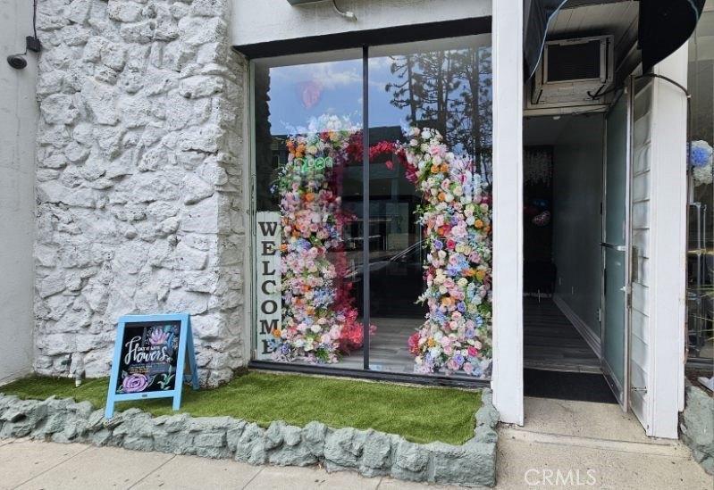 Property Image for 353 E Magnolia Boulevard