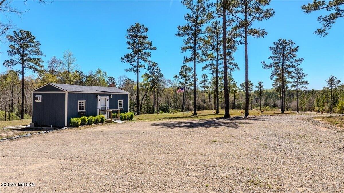 Property Image for 8570 Eisenhower Parkway