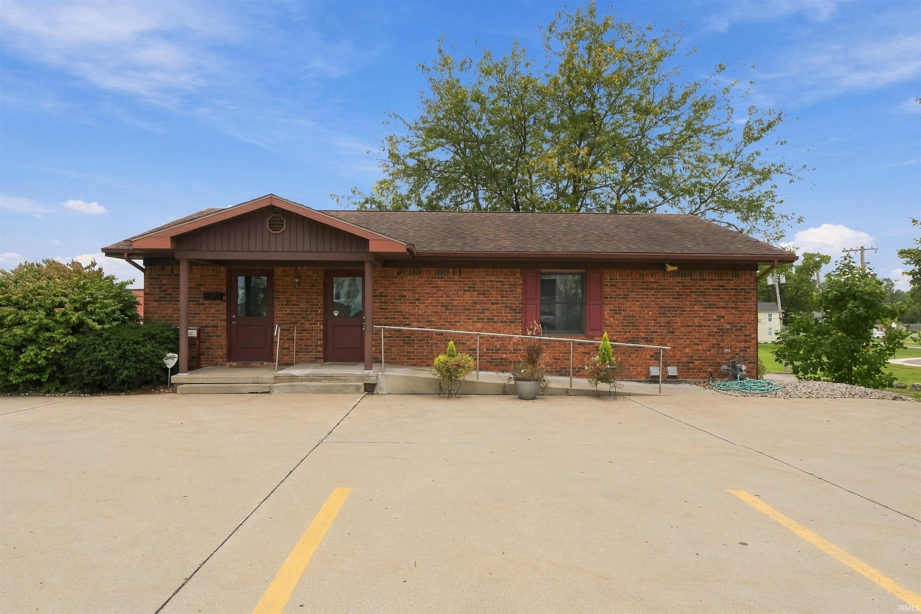 Property Image for 207 W Winona Avenue