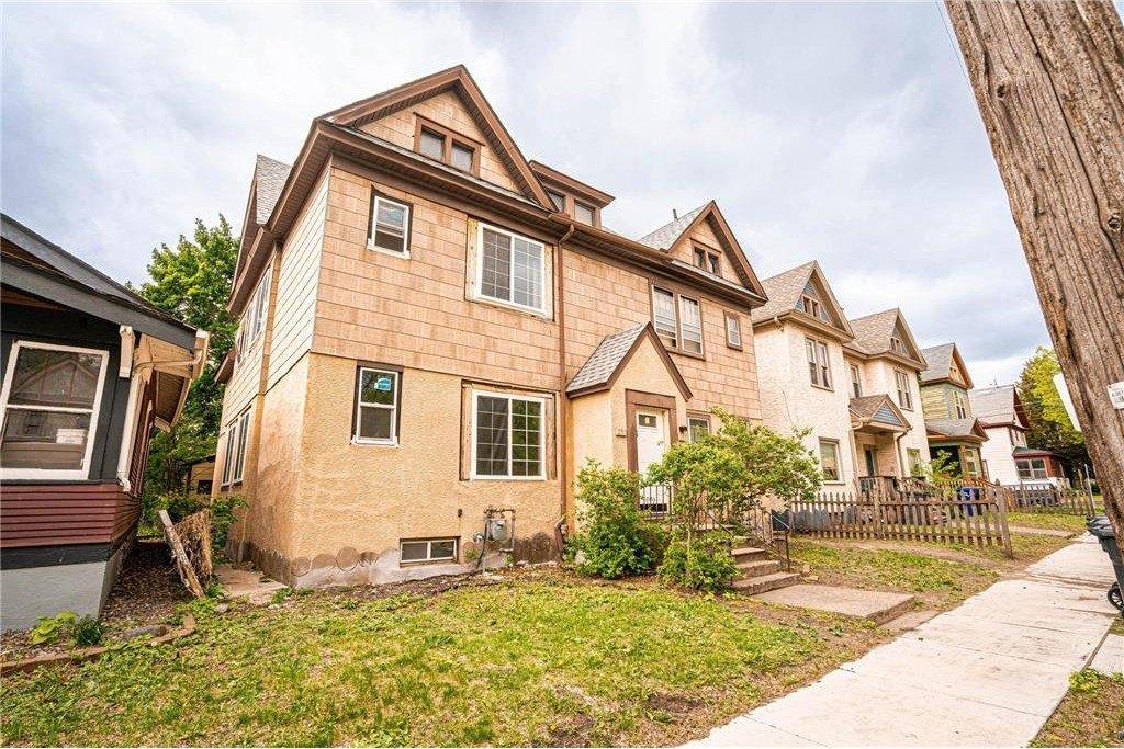 Property Image for 251 Maria Avenue