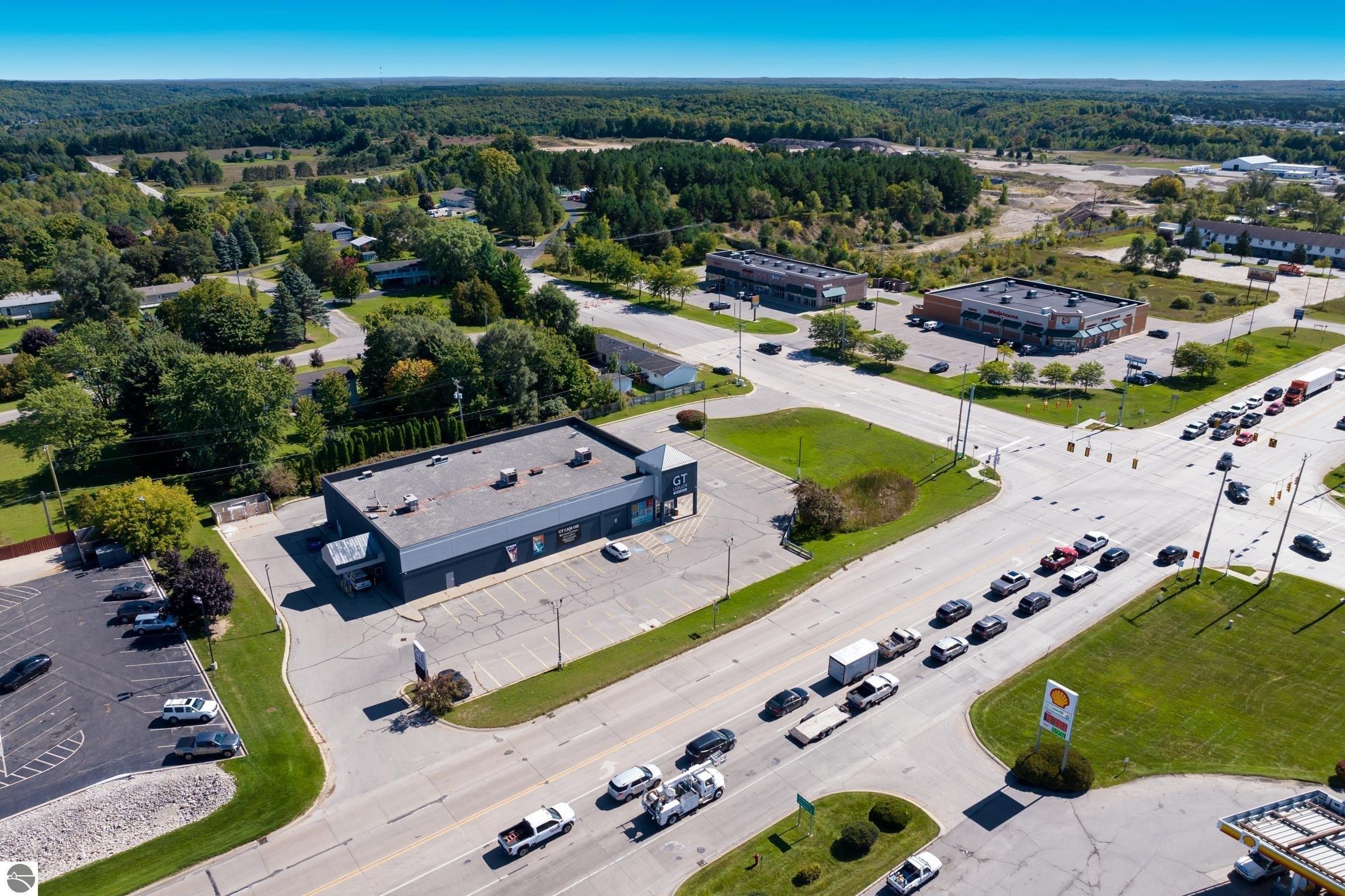 Property Image for 939 S Us-31