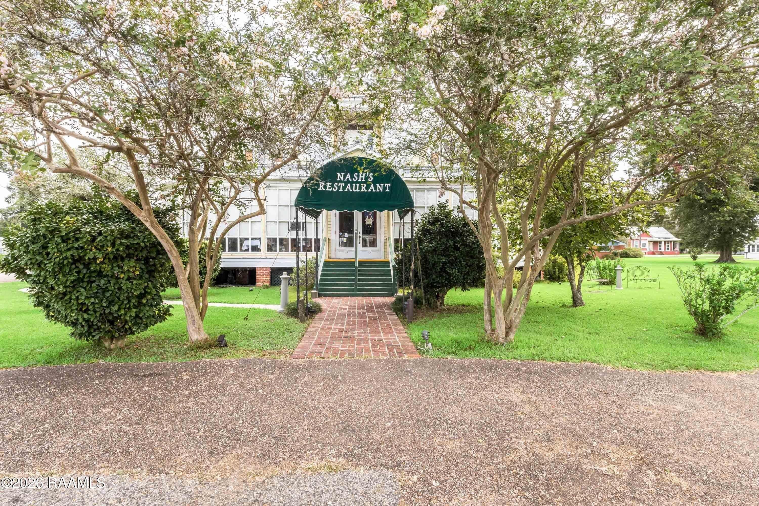Property Image for 101 E 2nd Street