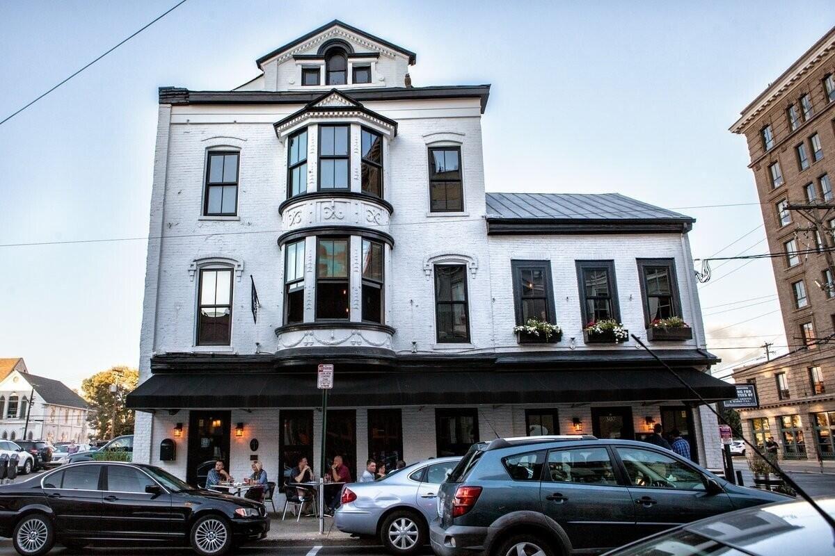 Property Image for 307 W Short Street