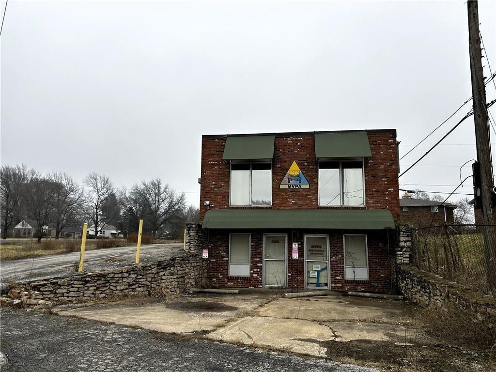 Property Image for 3305 S Blue Ridge Cut Off