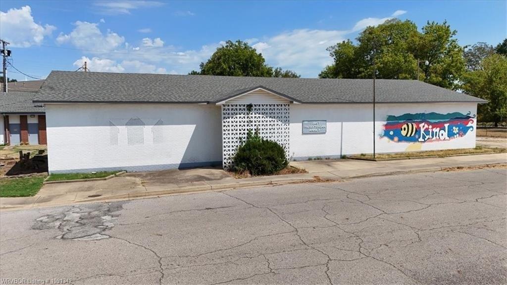 Property Image for 305 Clayton AVE