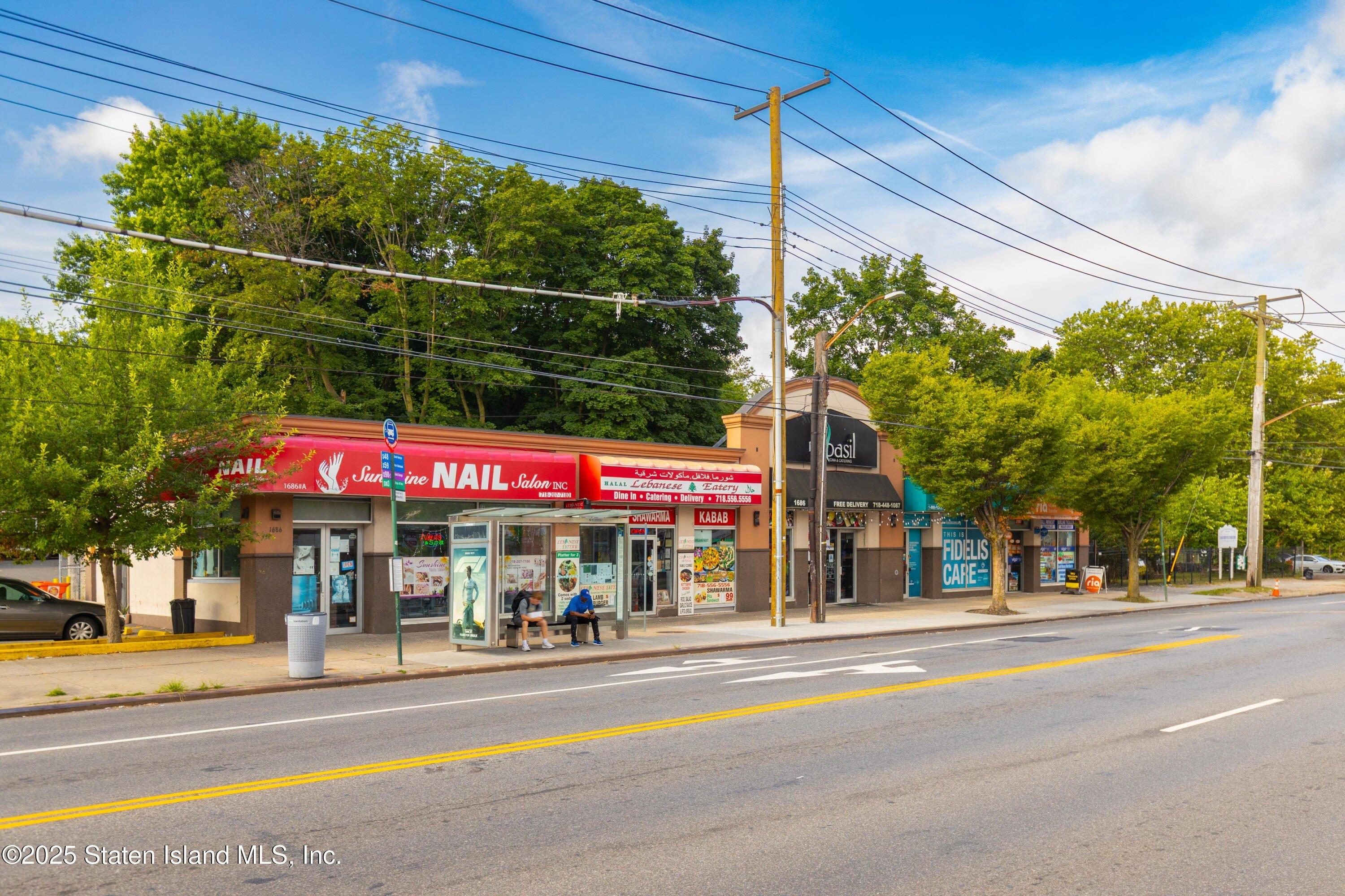 Property Image for 1686 Forest Avenue