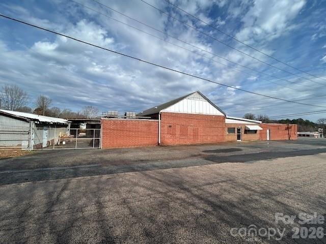 Property Image for 203 E 29th Street