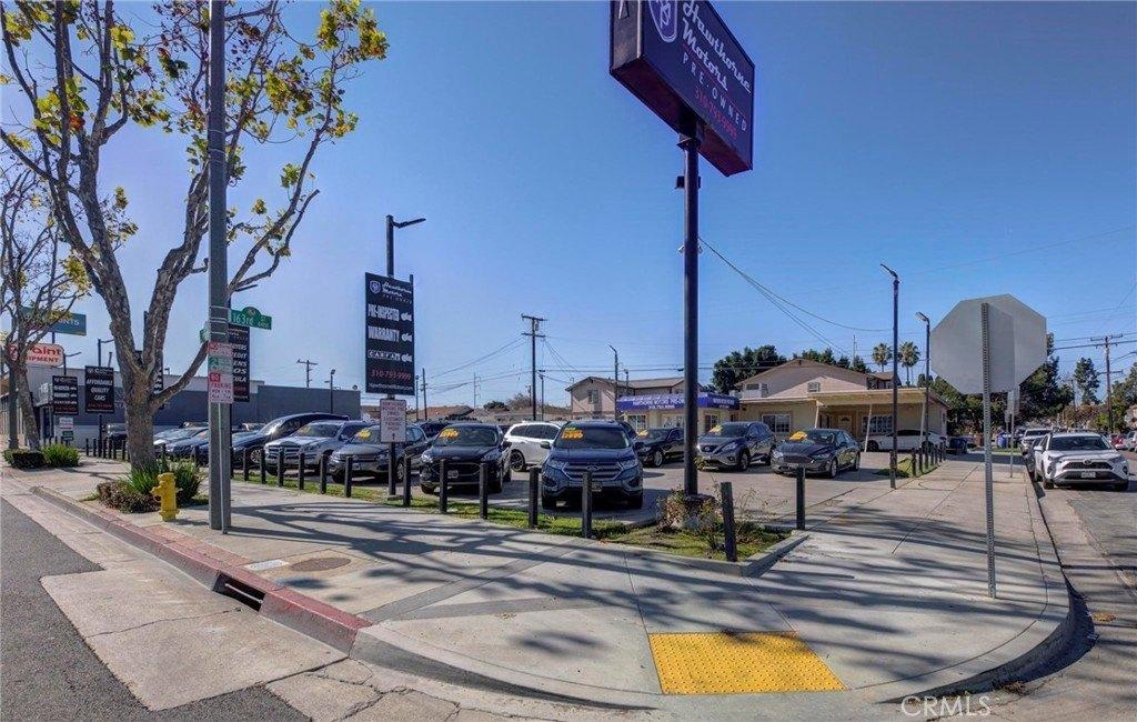 Property Image for 16301 W Hawthorne Boulevard