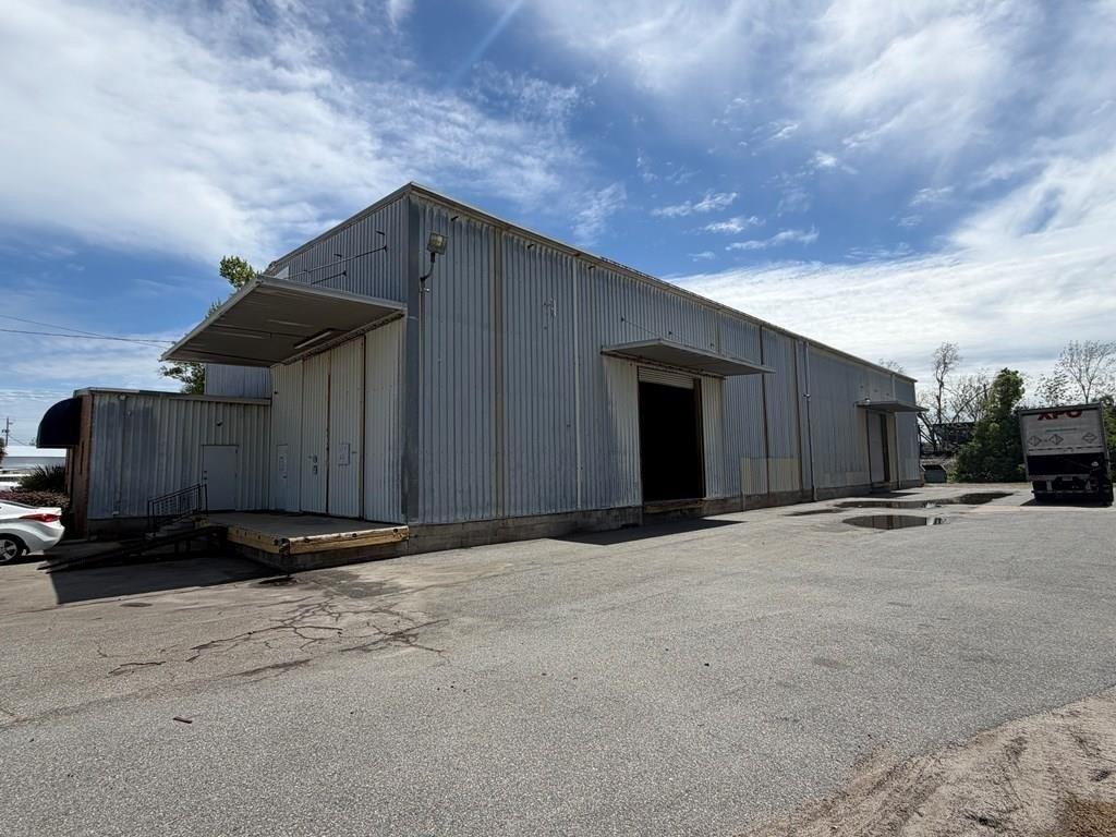 Property Image for 1009 W Hill Avenue