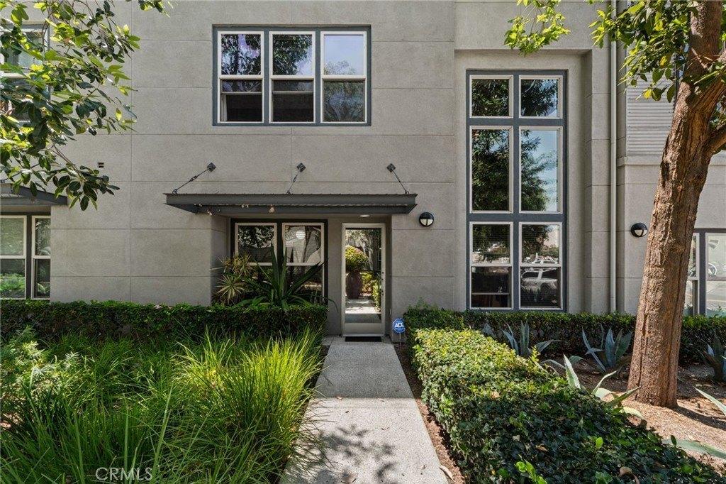 Property Image for 223 N Bush