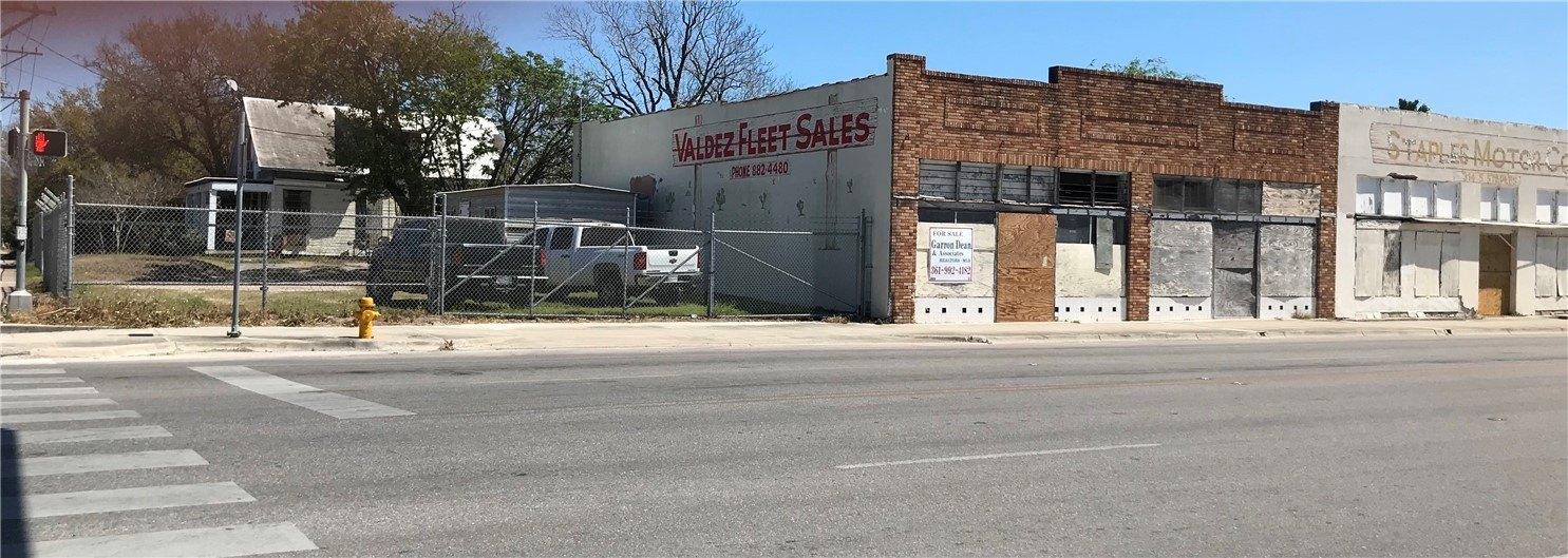 Property Image for 310,306,302, Staples Street