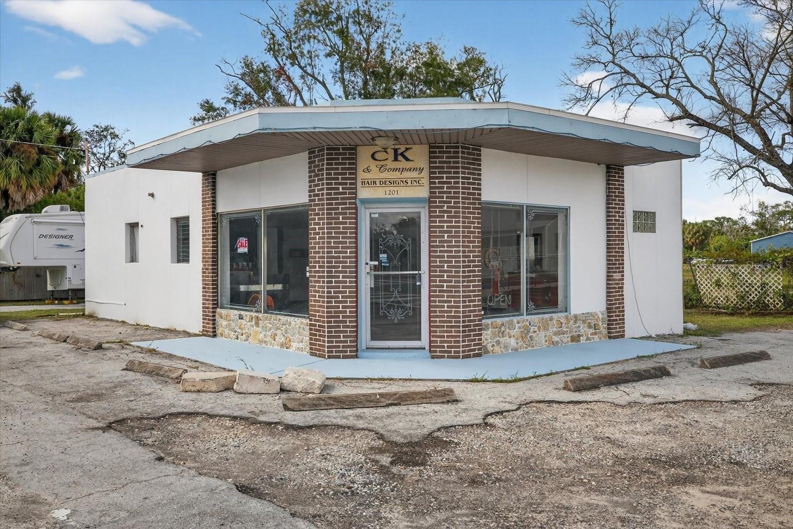 Property Image for 1201 N Pinellas Avenue