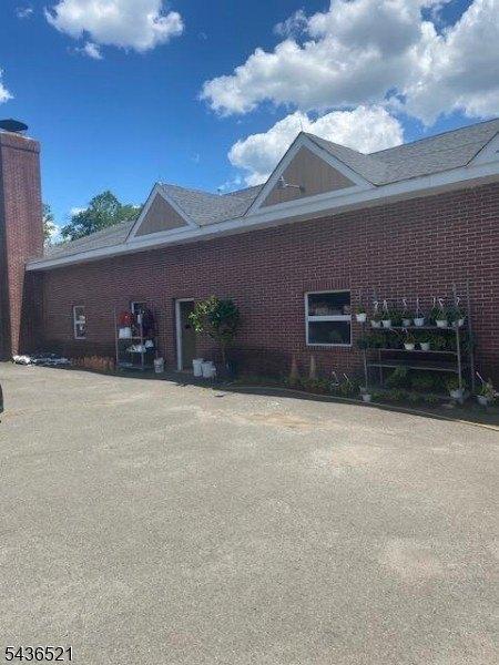 Property Image for 191 Greenbrook Rd
