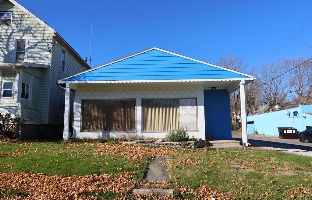 Property Image for 172 Sturges Avenue