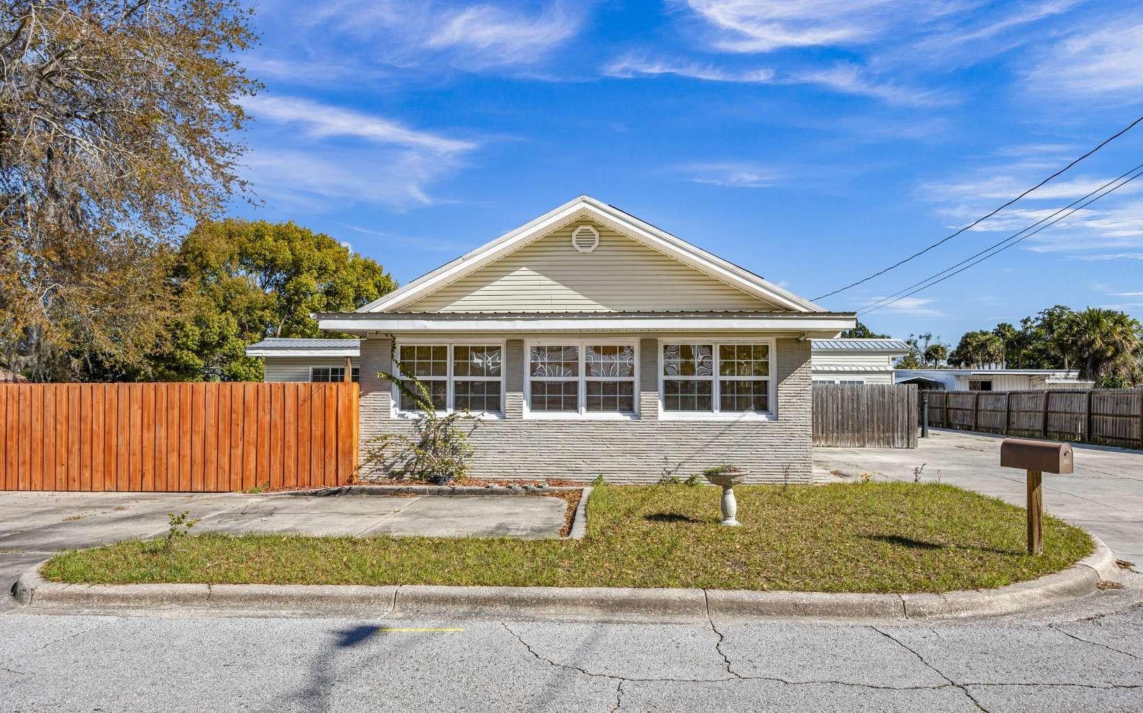 Property Image for 297 Nw Hillsboro Street