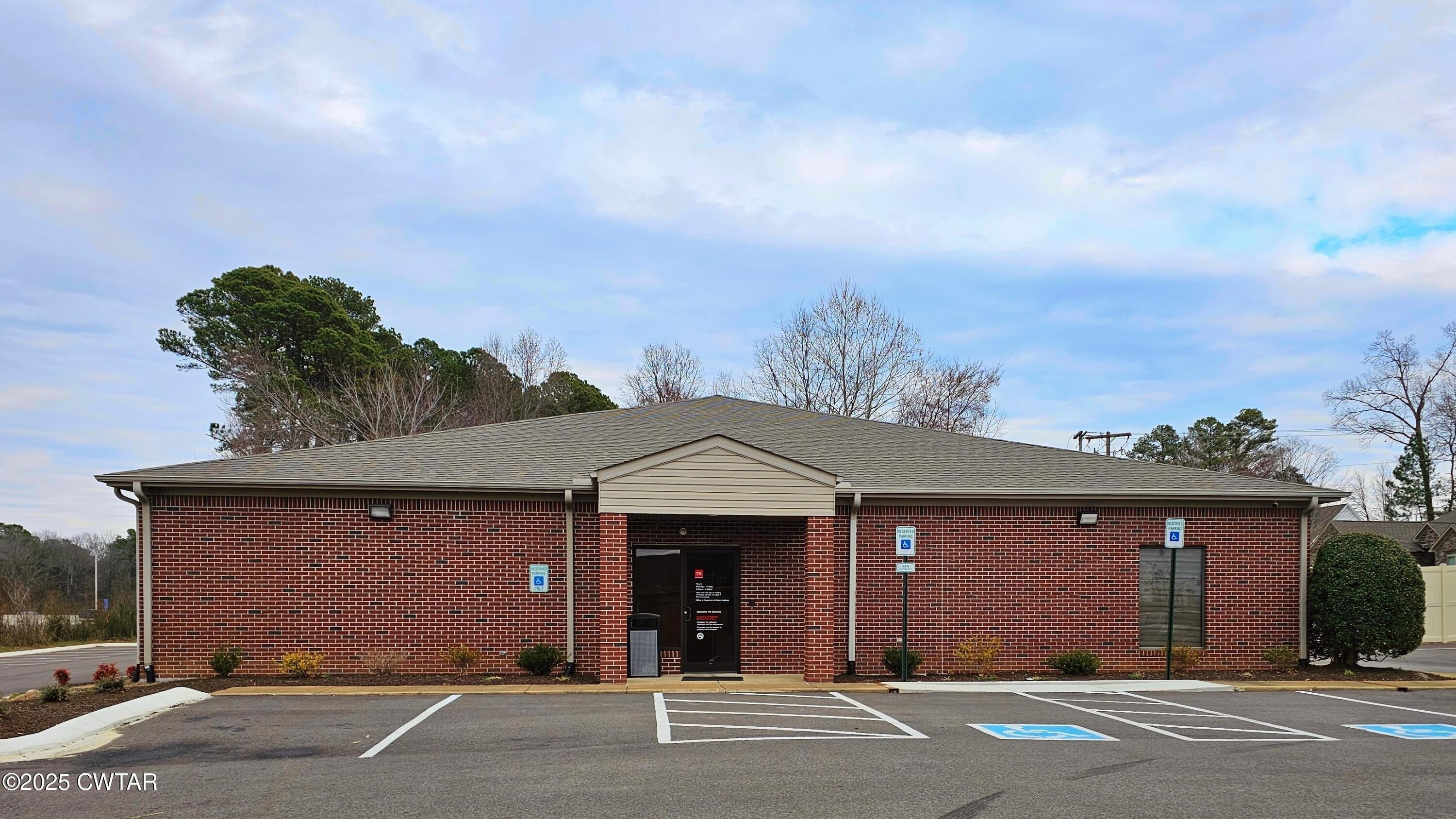 Property Image for 121 Executive Drive