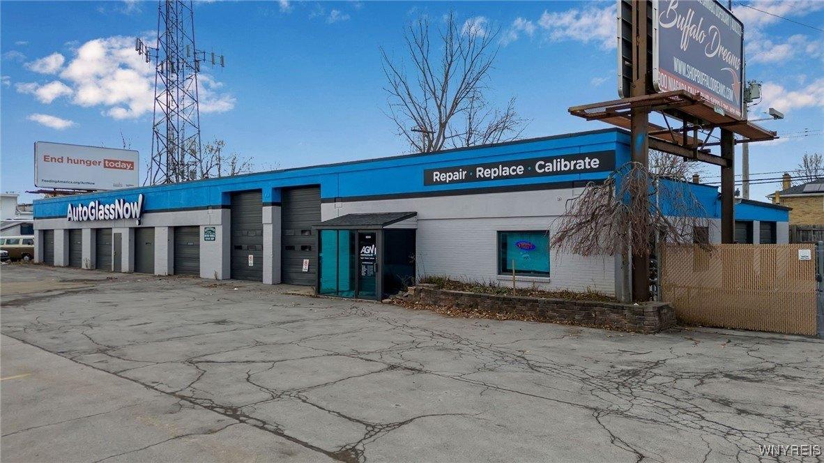 Property Image for 874 Niagara Falls Boulevard