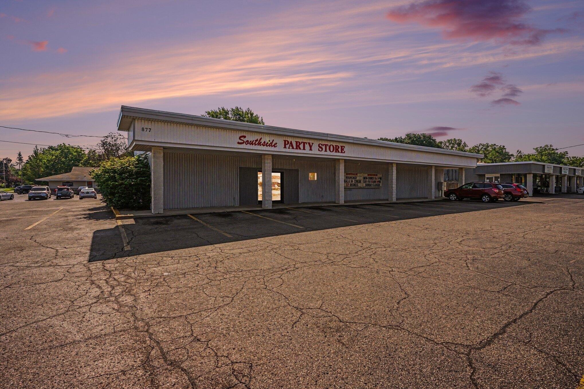 Property Image for 877 Washington Avenue