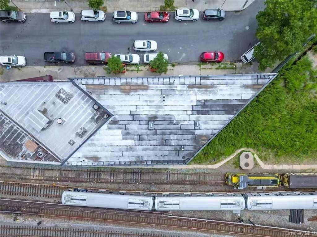 Property Image for 2322 W 7th Street