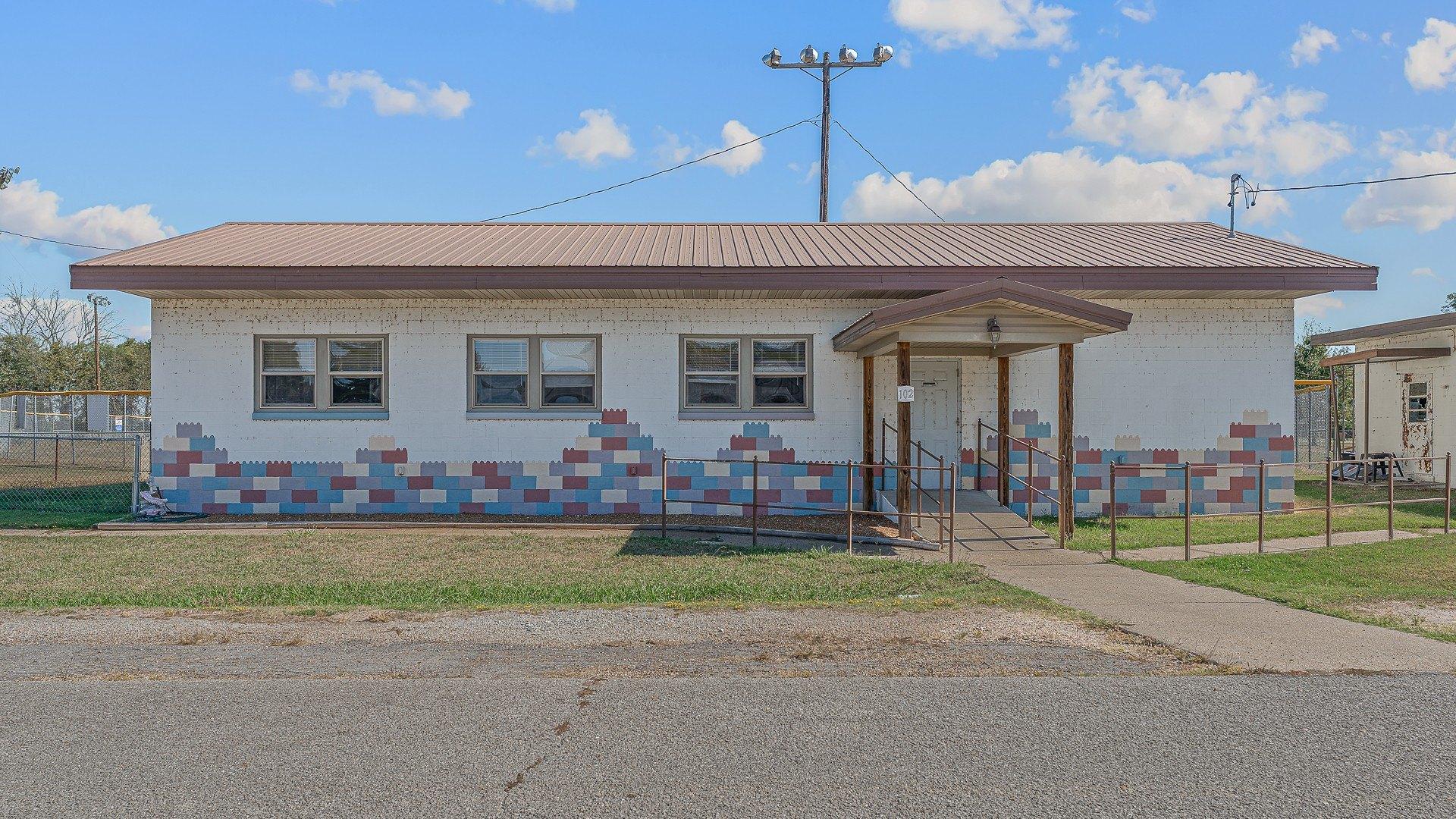 Property Image for 102 Douglas St, Arbyrd, MO 63821