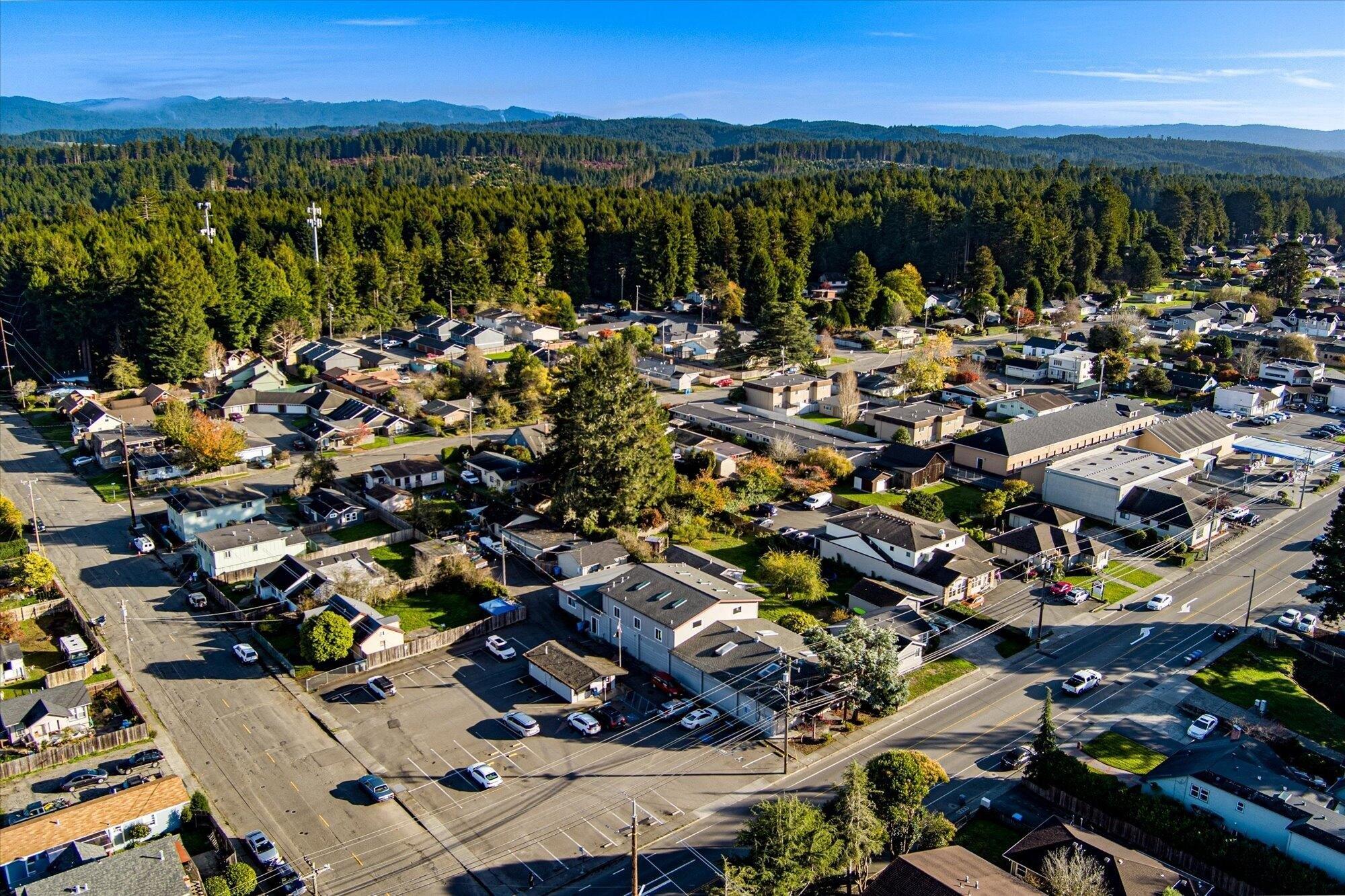 Property Image for 3909, 3919 Walnut Drive