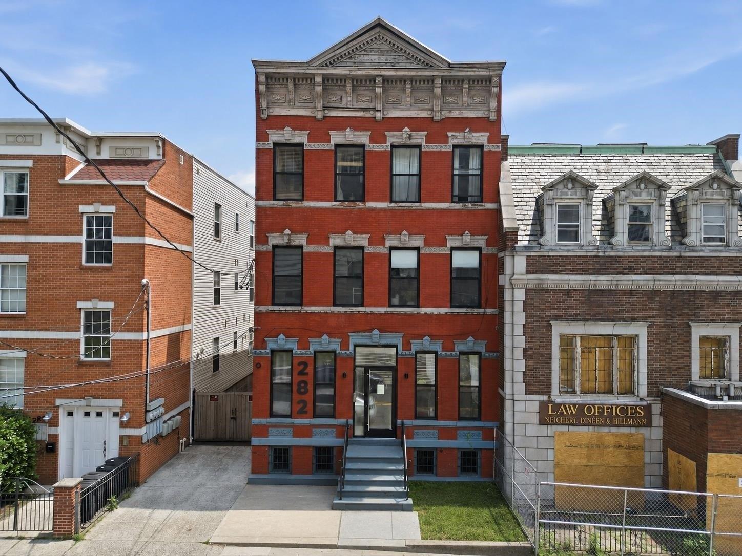 Property Image for 282 Baldwin Ave