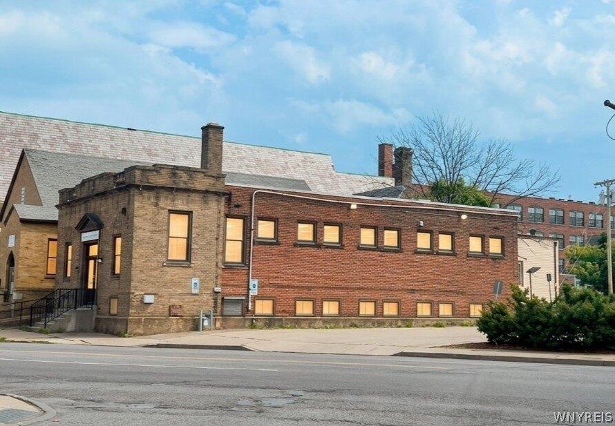 Property Image for 1609 Genesee Street