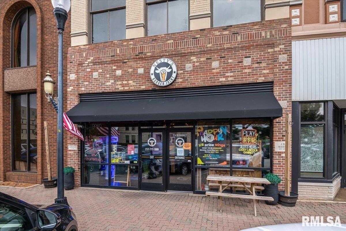 Property Image for 114 W MARKET Street