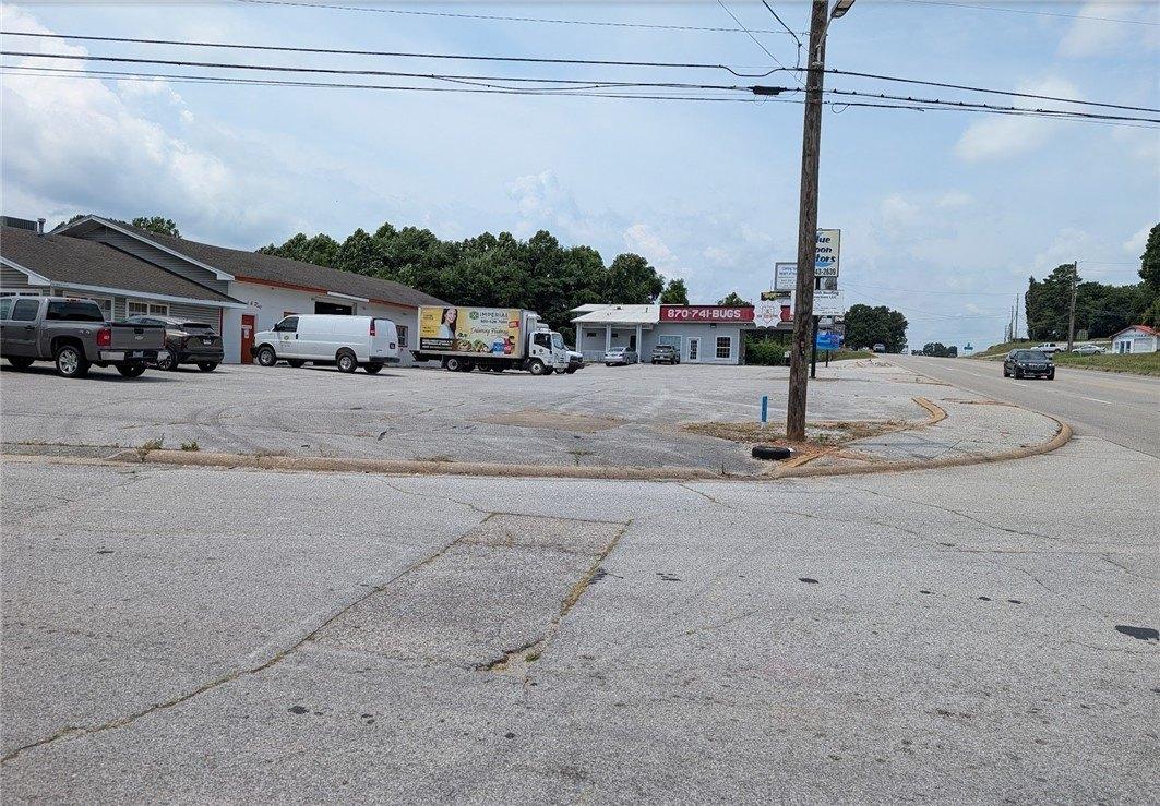 Property Image for 1510 65 Highway