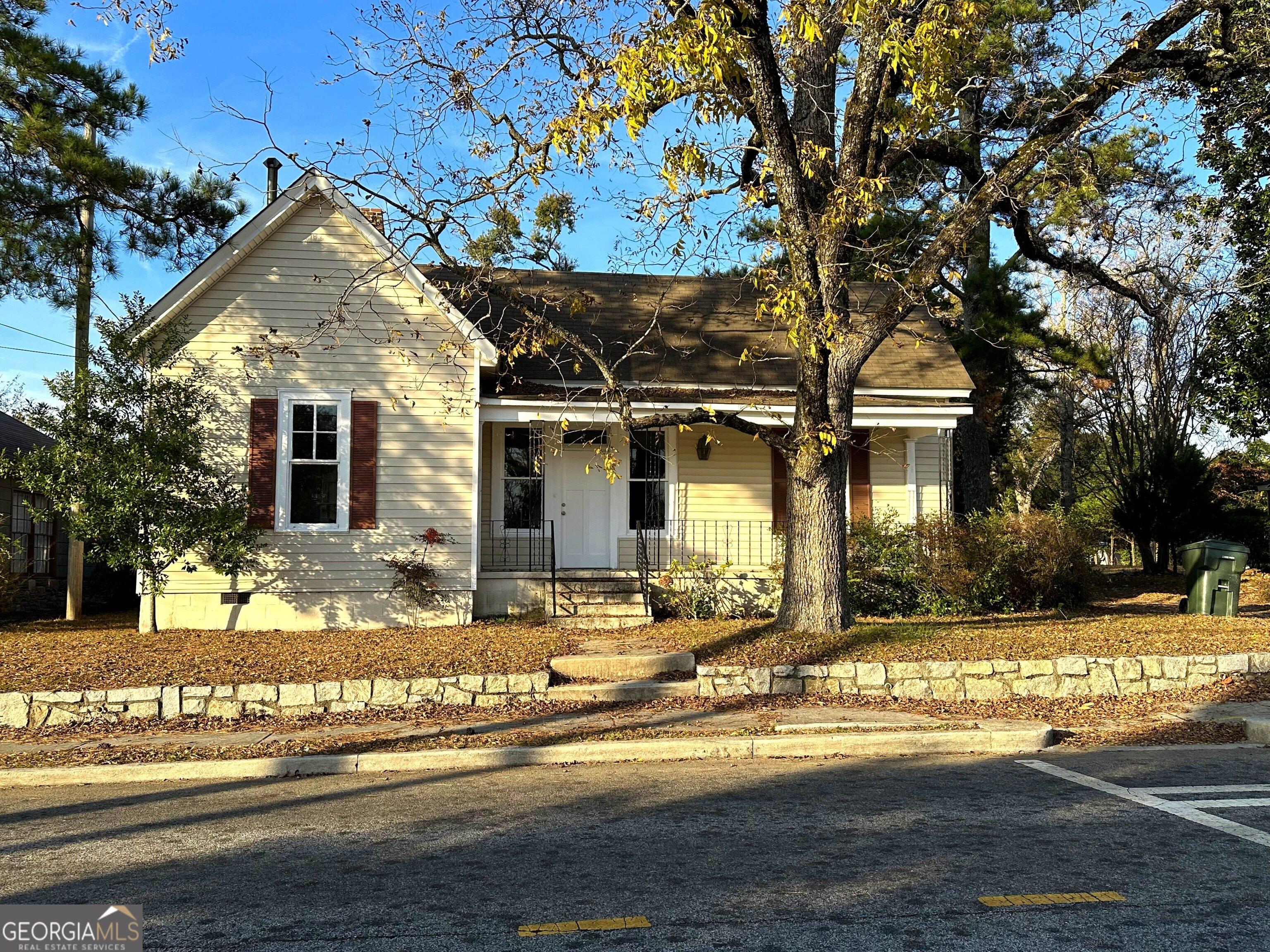 Property Image for 1007 Peek Street NW