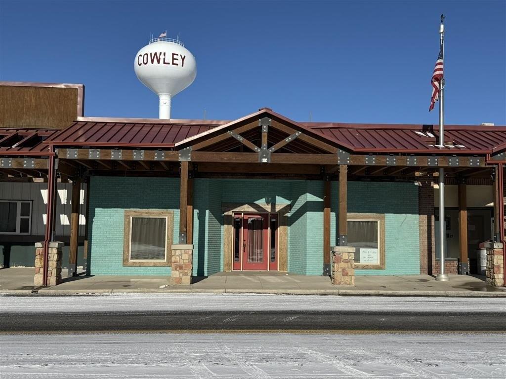 Property Image for 61 E Main St