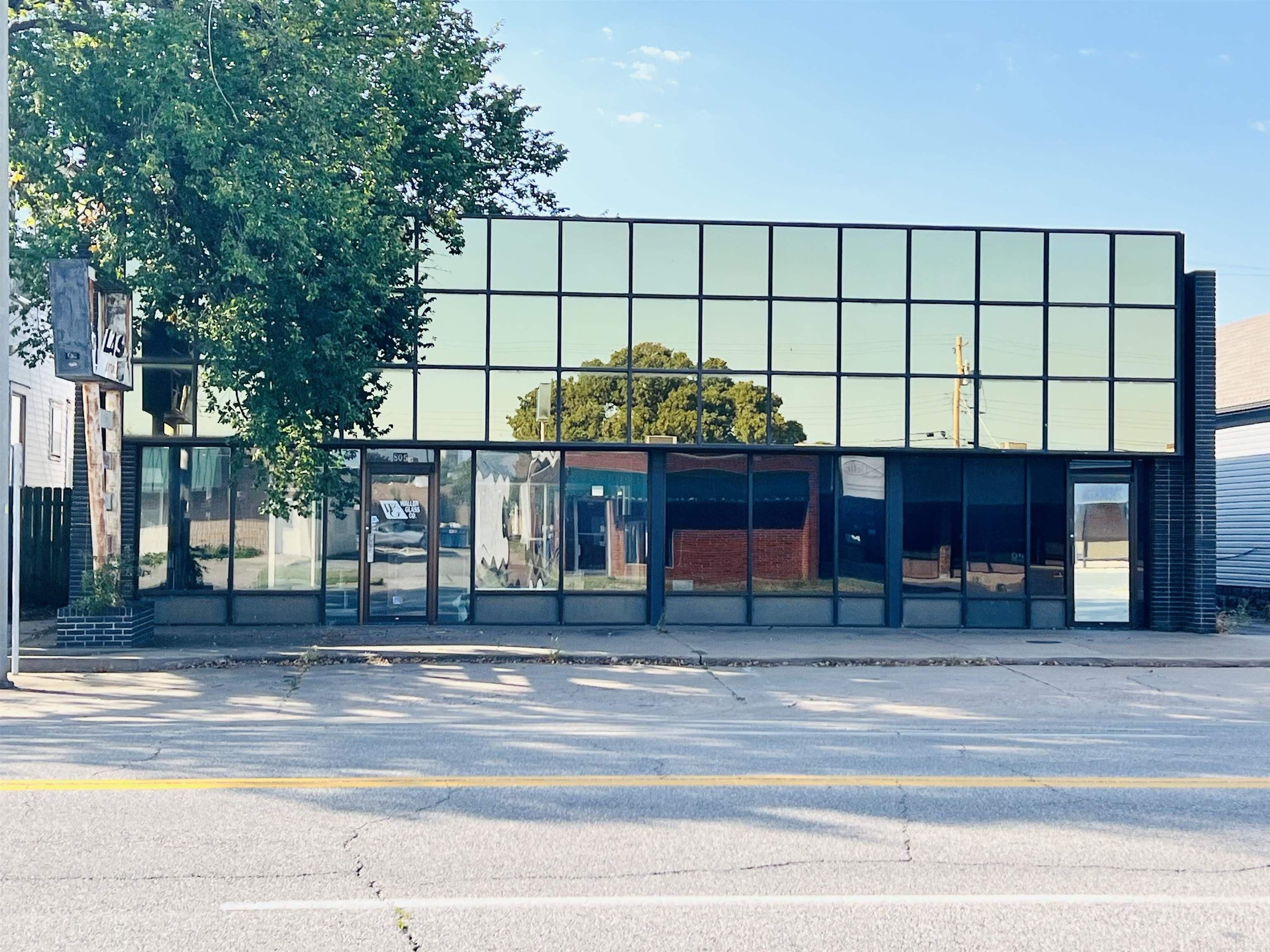 Property Image for 805 W Maine St