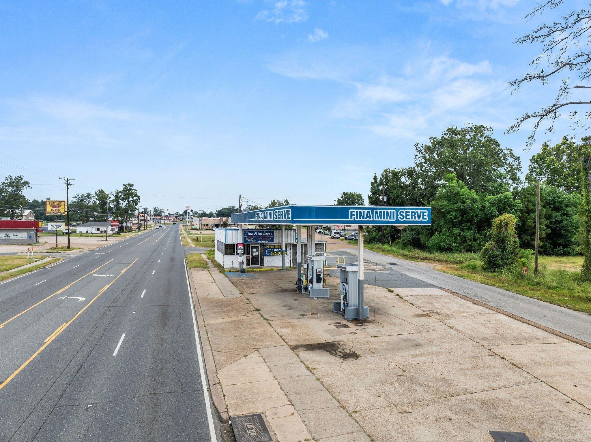 Property Image for 1401 S 5th St, Leesville, LA 71446