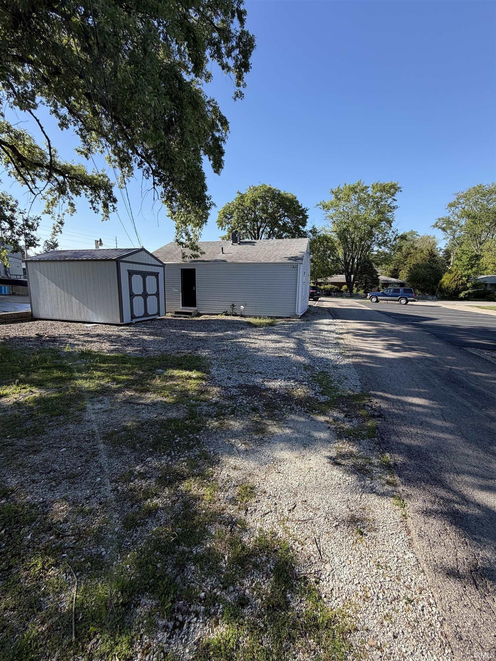 Property Image for 2207 Fowler Street
