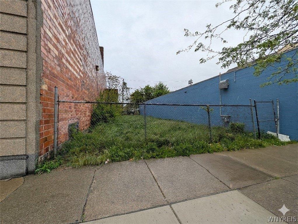 Property Image for 310 W Ferry Street N