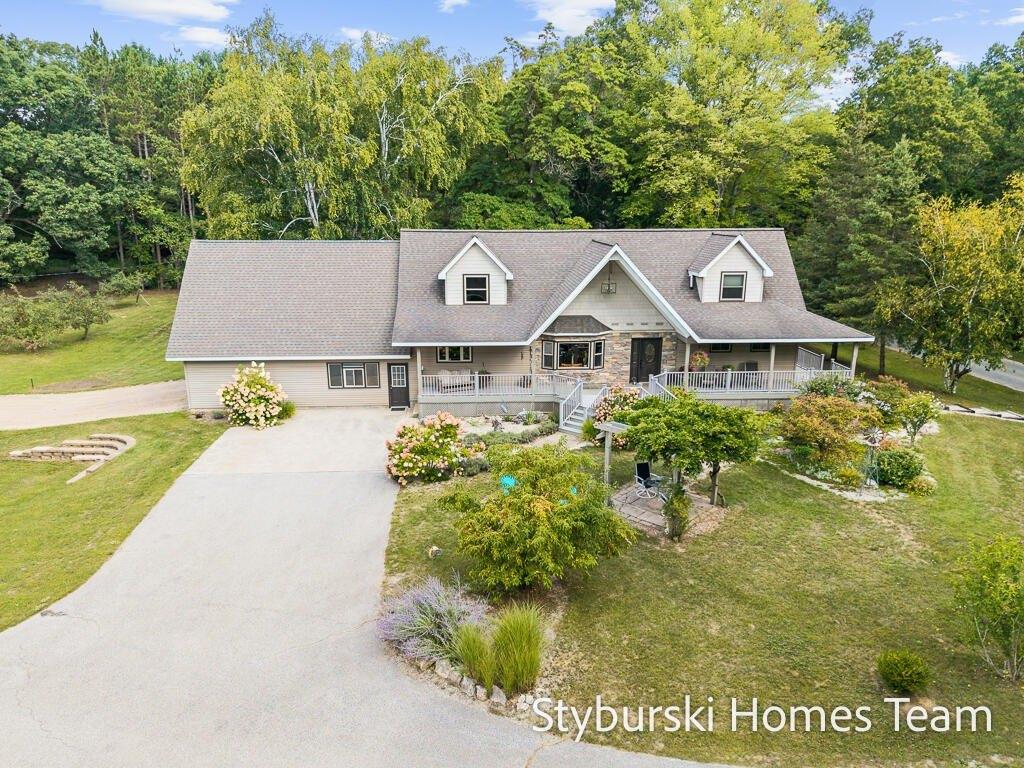 Property Image for 226 N 176th Avenue