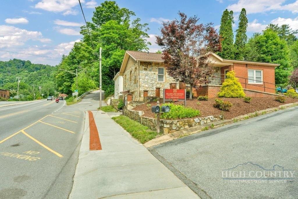 Property Image for 938 W King Street