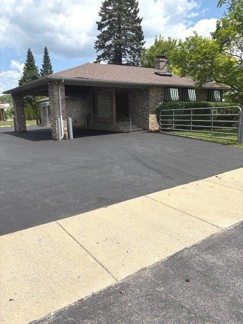 Property Image for 1200 N Green Bay Road