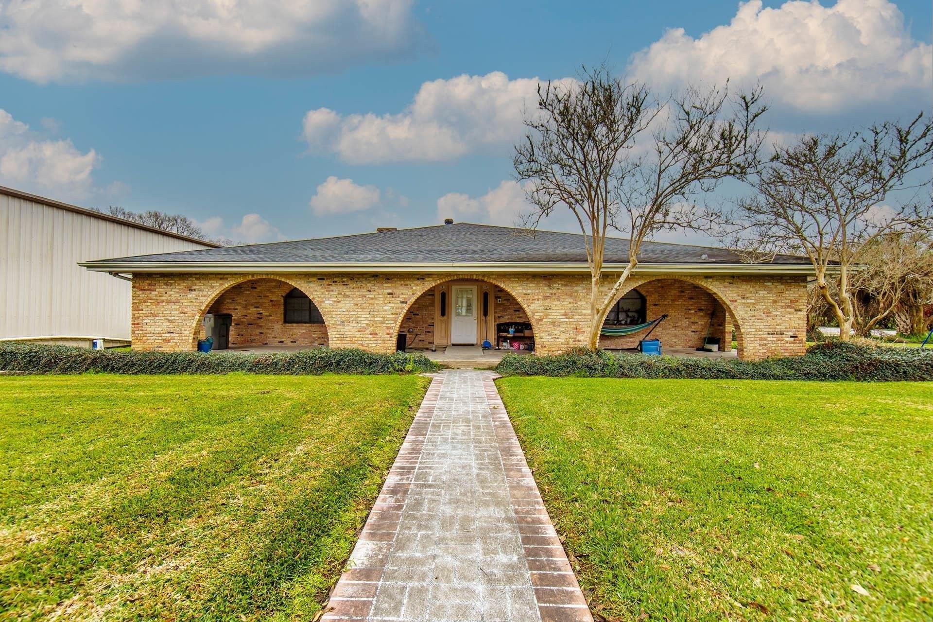 Property Image for 105,107,115,125 Double H Dr.