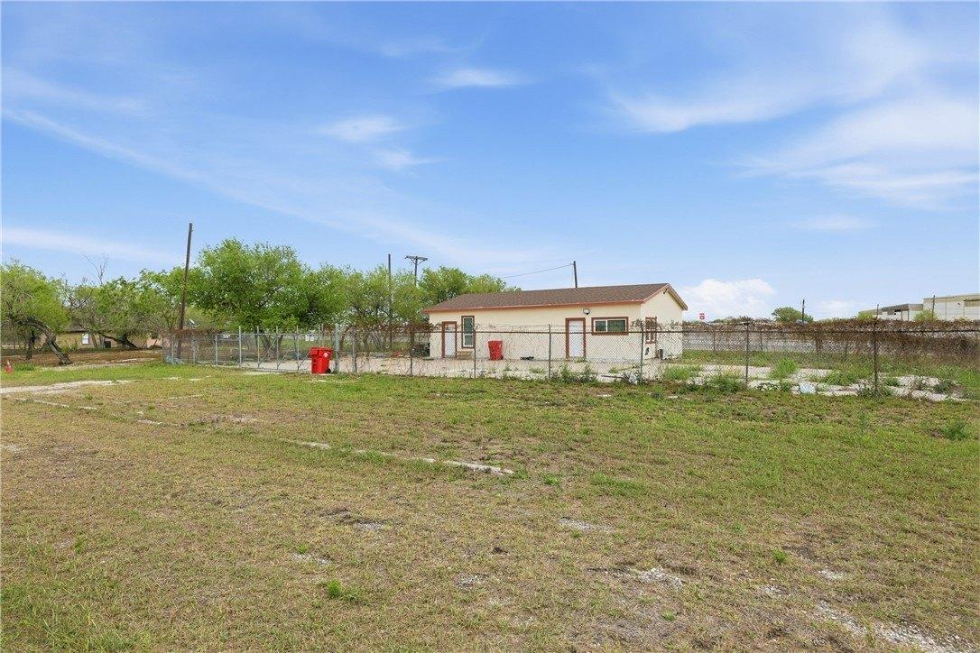 Property Image for 110 S US Hwy 77