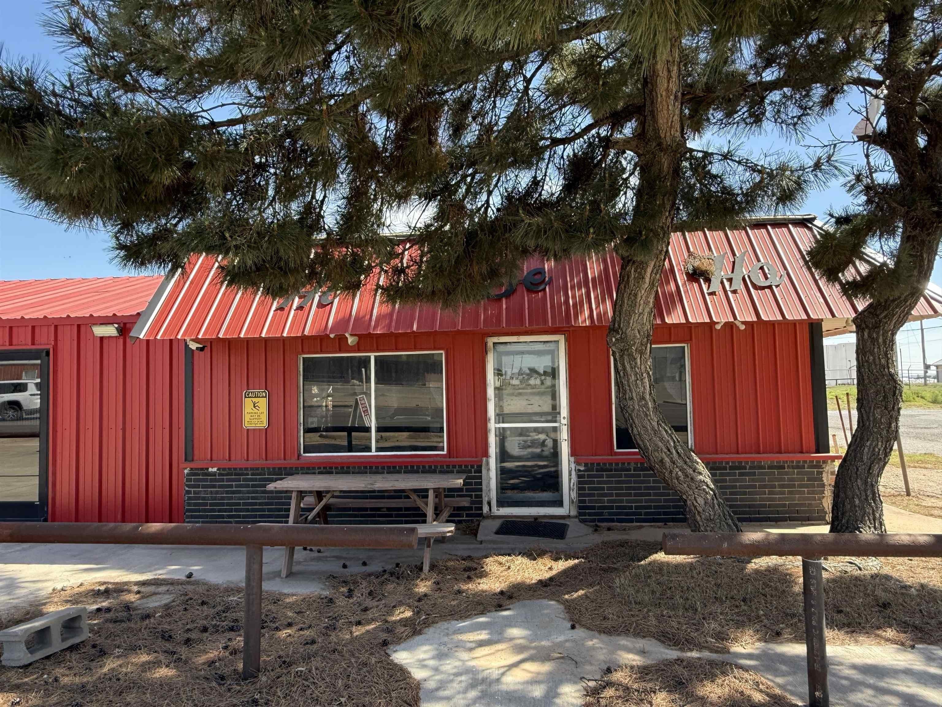 Property Image for 421 W Russworm Dr