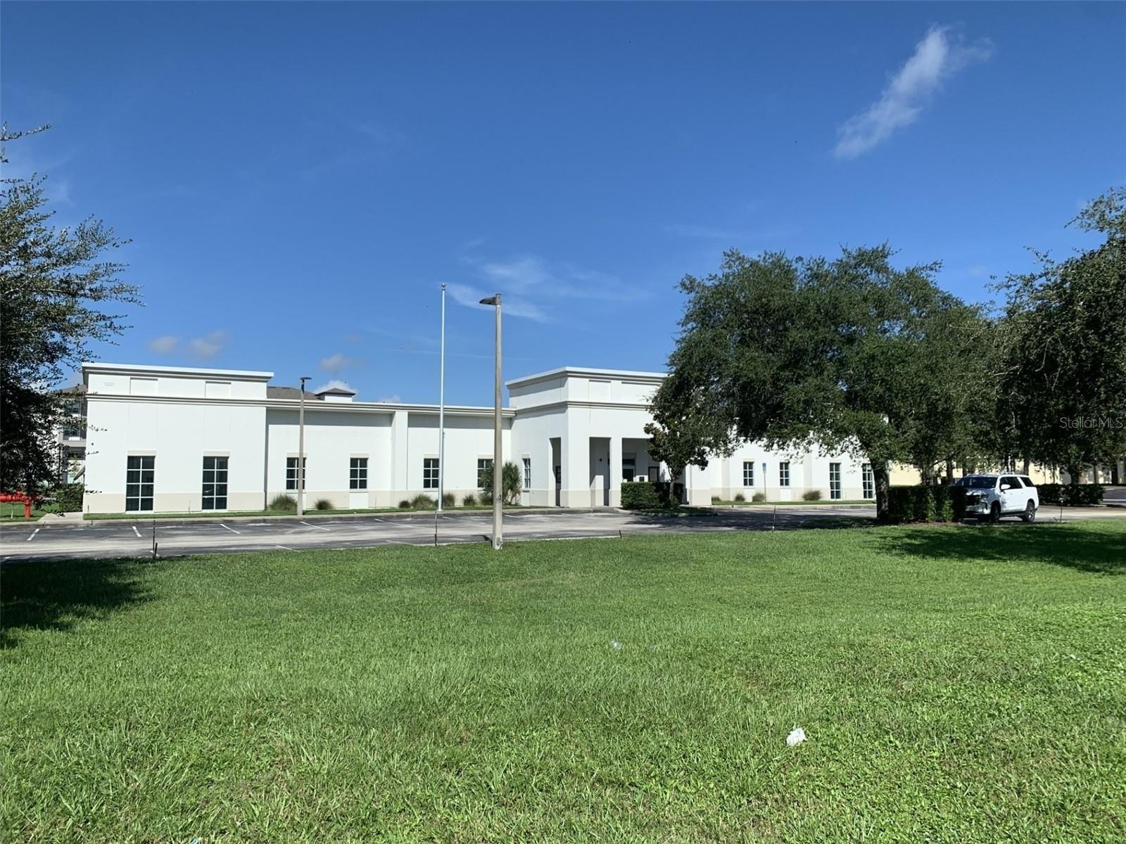 Property Image for 1201 E OAK Street