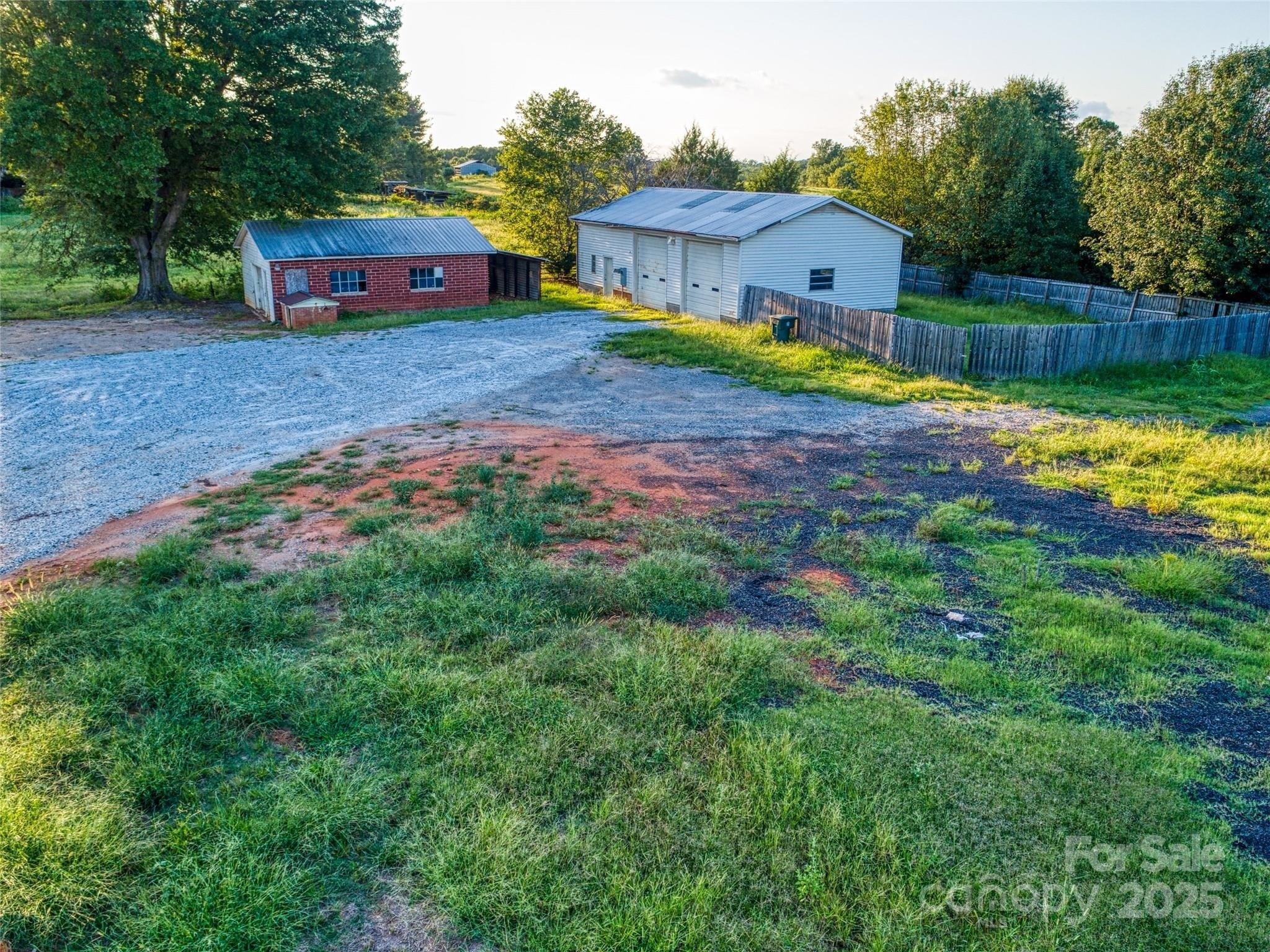 Property Image for 690 River Highway unit: 3 3