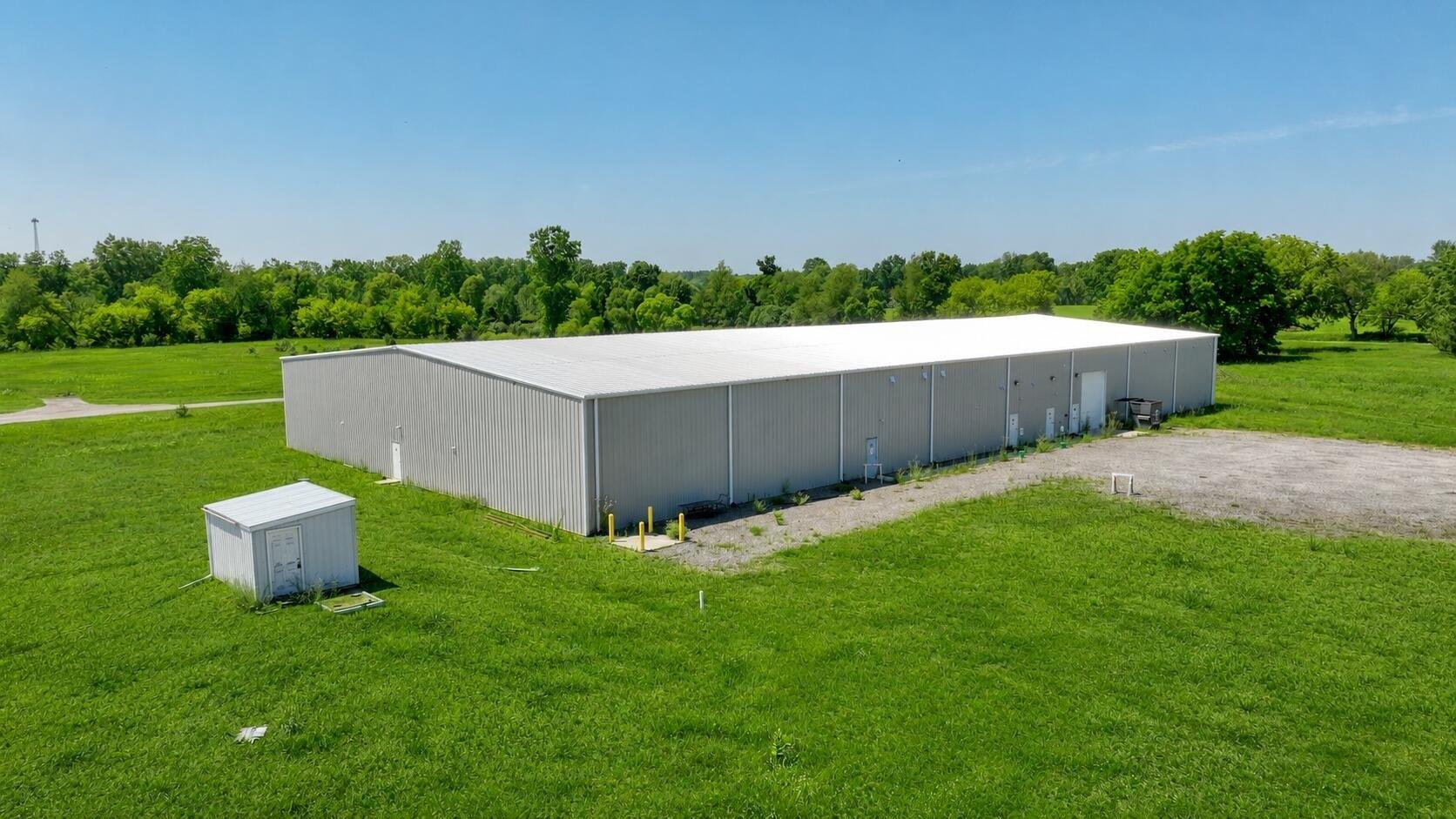 Property Image for 8975 Page Ave, Jackson, MI 49201