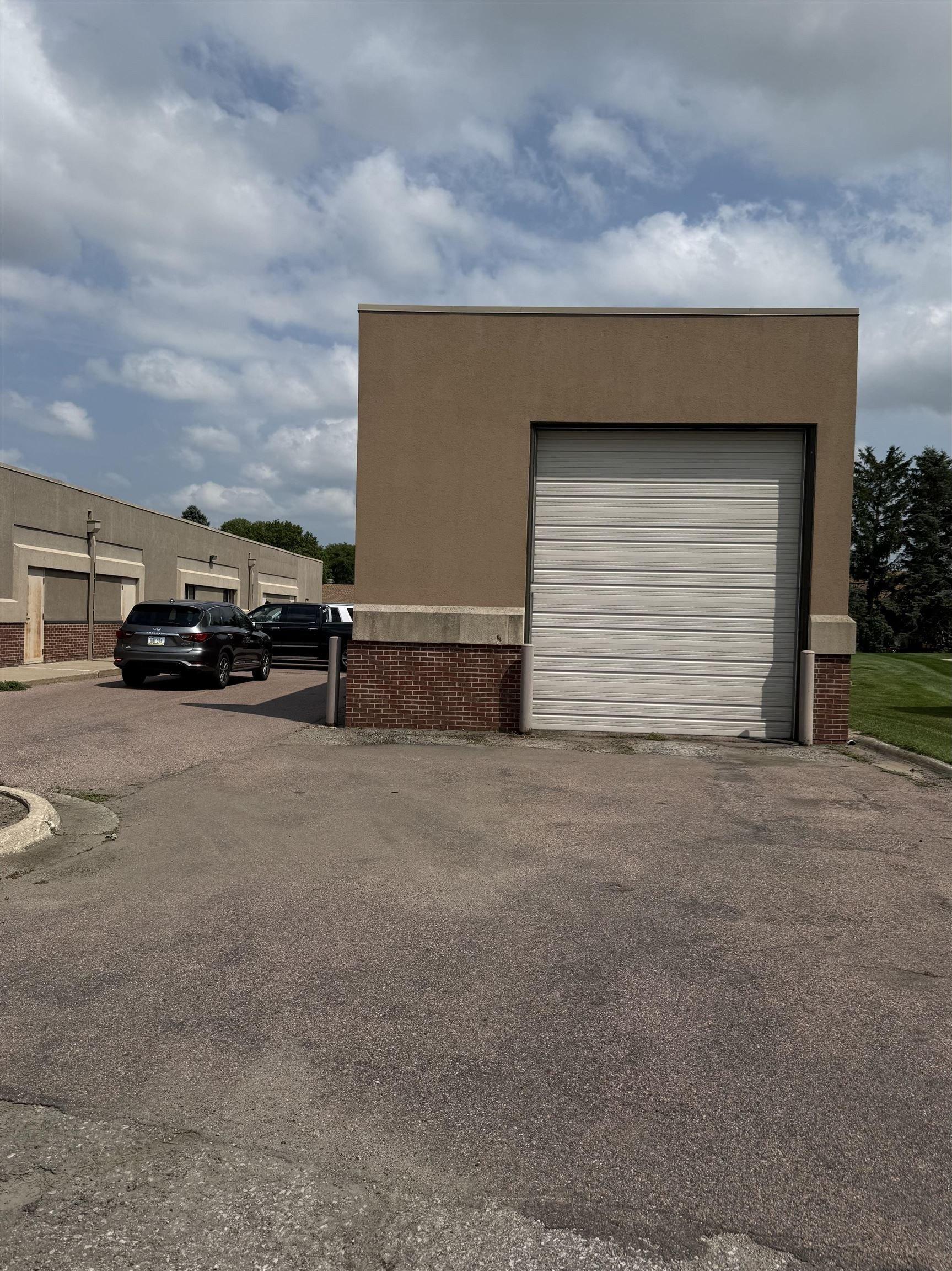 Property Image for 3220 Plaza Dr