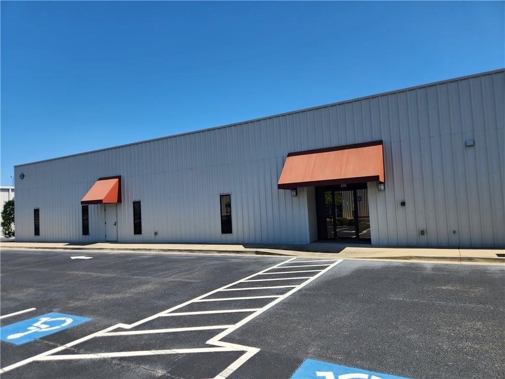 Property Image for 400 Commerce Center Drive