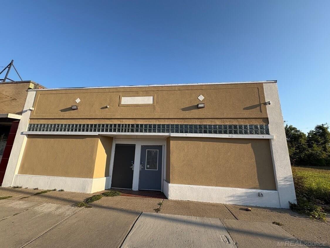 Property Image for 5117 E 7 Mile Road