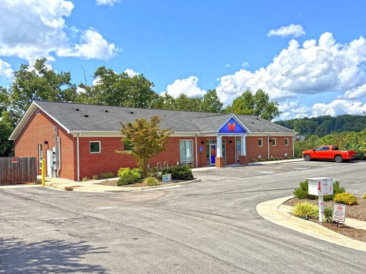 Property Image for 829 Davis St