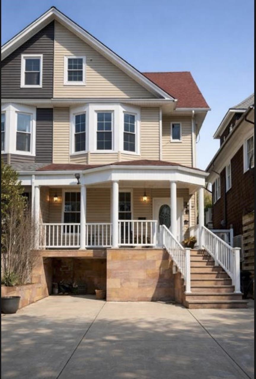 Property Image for 48 Danforth Ave