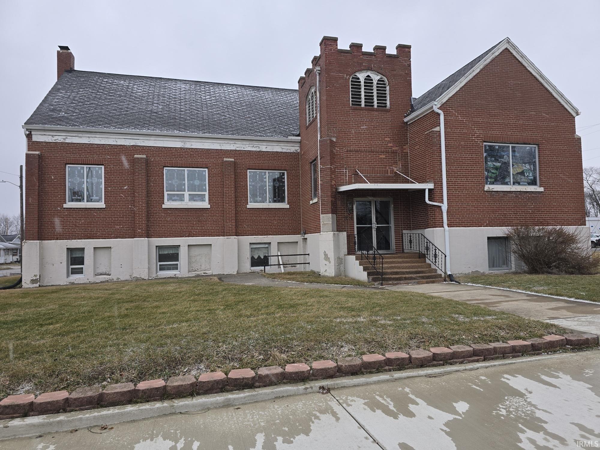 Property Image for 324 W 10th Street